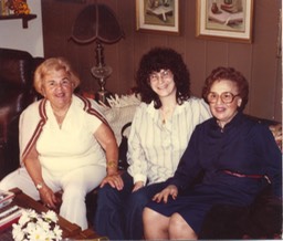 FriendsFamily10 7-1982