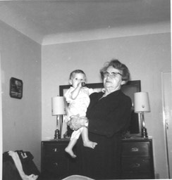 FriendsFamily8 12-1960