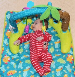 Elijah One Month —05